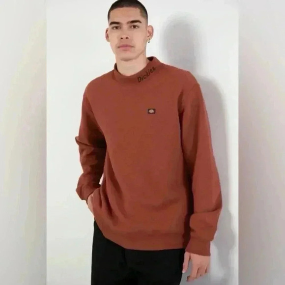 Dickies Urban Outfitters Exclusive Mock Neck Sweatshirt - Picture 1 of 6